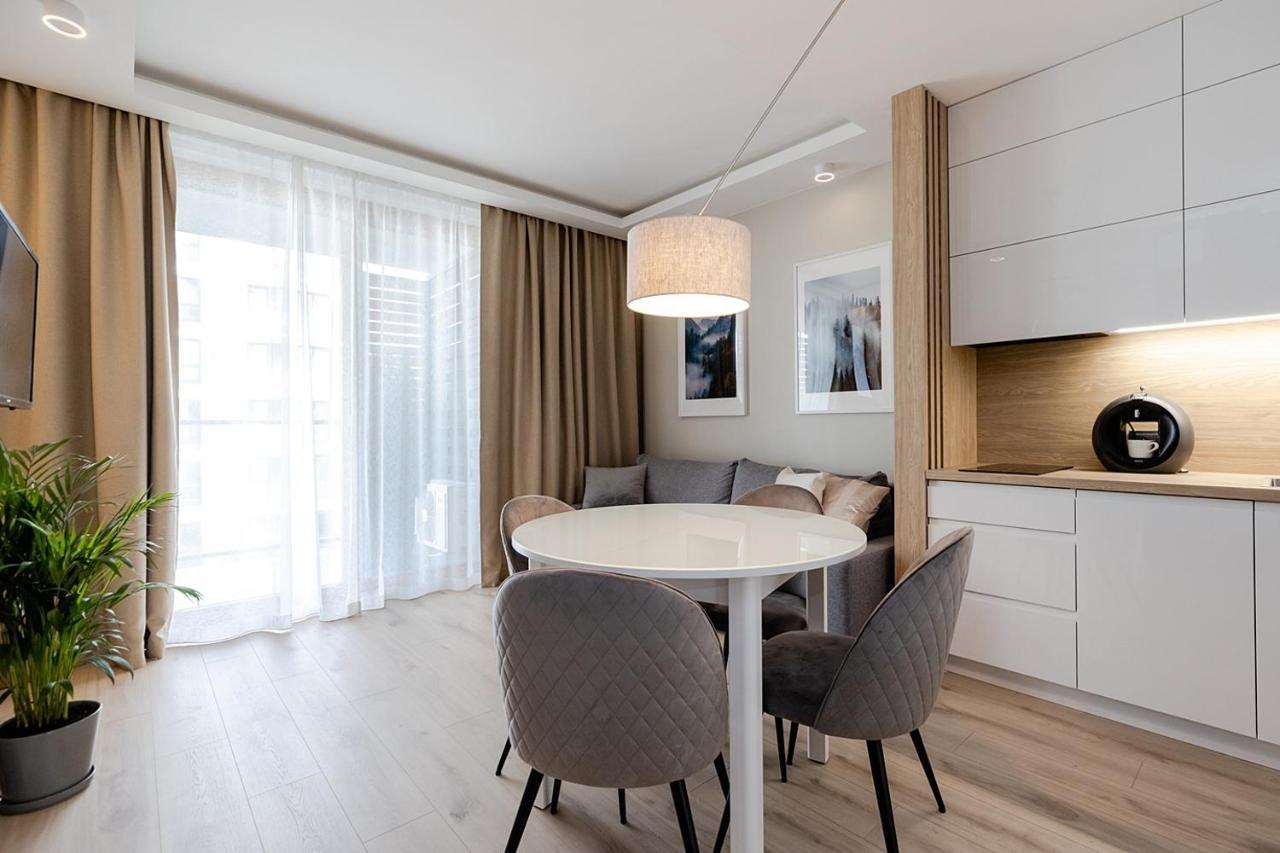 Apartment Wola, Wi-Fi, Smart Lock, Air Condition Varsovia Exterior foto