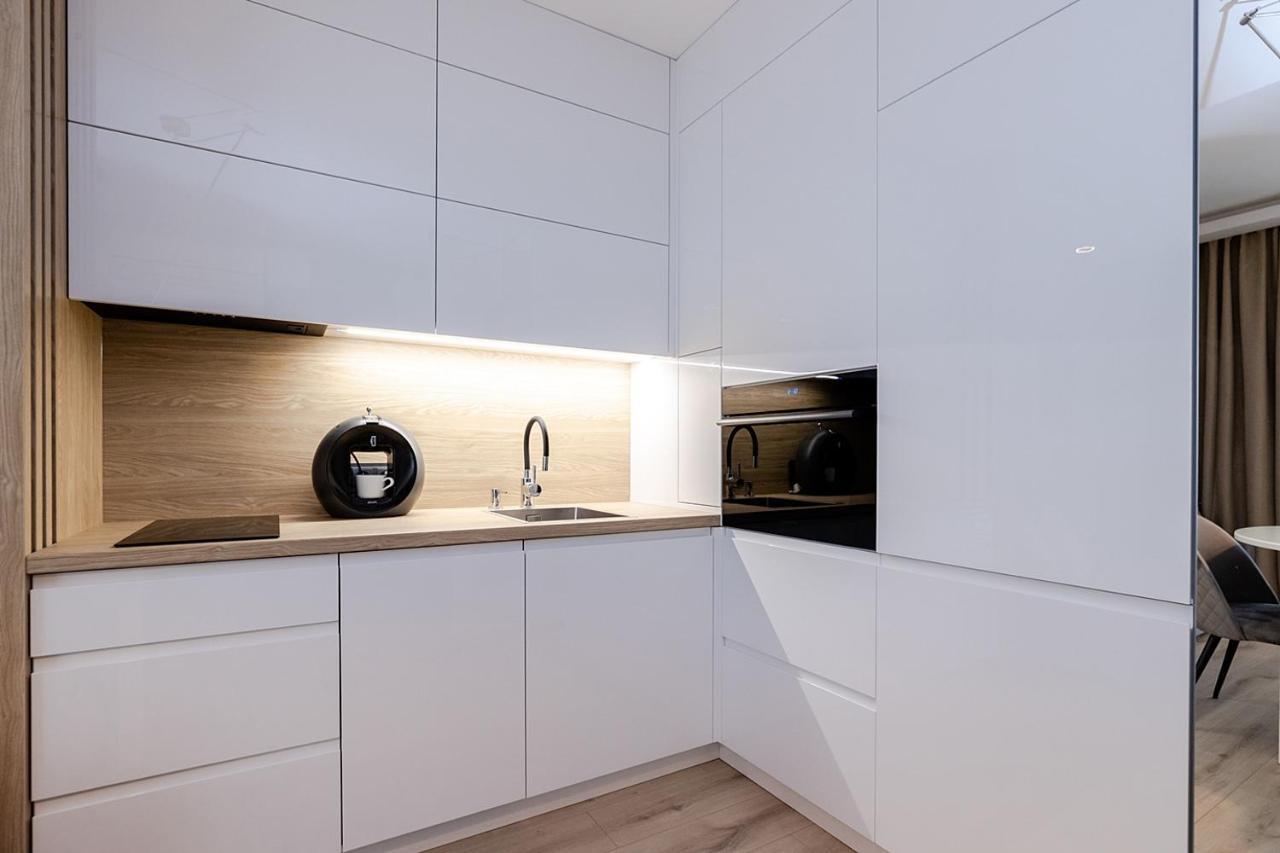 Apartment Wola, Wi-Fi, Smart Lock, Air Condition Varsovia Exterior foto